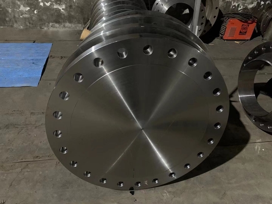 ASTM A105N الفولاذ الكربوني المصنوع من الفولاذ الكهربوني العمياء المرفوع الوجه كما في ASME B16.5