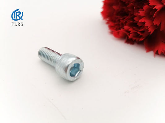 M1.6 الكربون الصلب الصف 6.8 عرافة رئيس الترباس الزنك مطلي BSW الموضوع